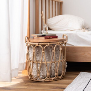 サイドテーブル