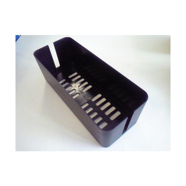ELECOM EKC-BOX001BK ブラック [ケーブルボックス 6個口] 激安の新品・型落ち・アウトレット 家電 通販 XPRICE  エクスプライス (旧 PREMOA プレモア)
