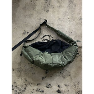 キャリーバッグ・カート