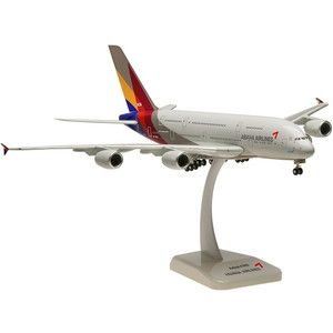 アシアナ航空 A380-800 航空機モデル 1:200 Hogan A380-800 アシアナ航空 ランディングギア スタンド付き 1