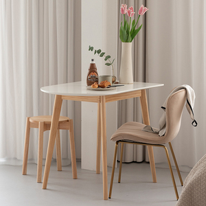 ダイニングテーブル