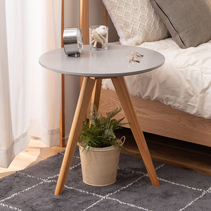 サイドテーブル