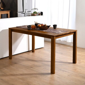 ダイニングテーブル