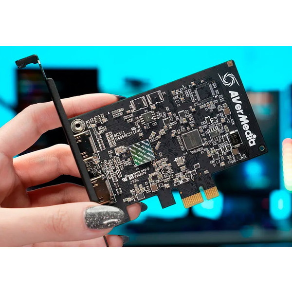 AVERMEDIA GC571 LIVE STREAMER ULTRA HD [内蔵型ゲーム