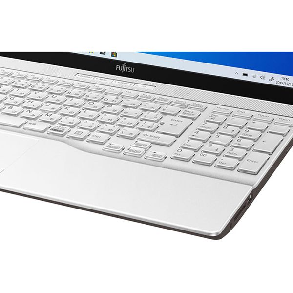 FUJITSUノートパソコンホワイト 美品 Fujitsu ノートパソコン 15.6インチ ホワイト - メルカリ