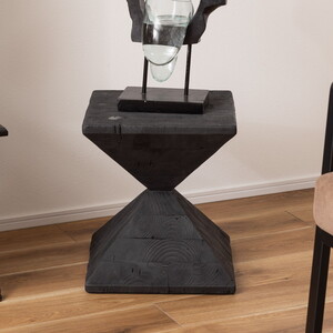 サイドテーブル