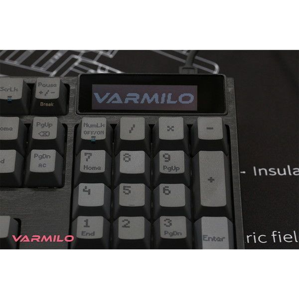 人気が高【期間限定値下げ】Varmilo メカニカルキーボード テンキー付き 桜軸 キーボード