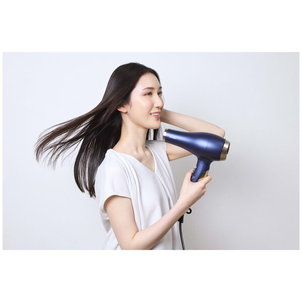 YA-MANブラック ヘアドライヤー ブラシノズル付き YA-MANブラック ヘアドライヤー ブラシノズル付き