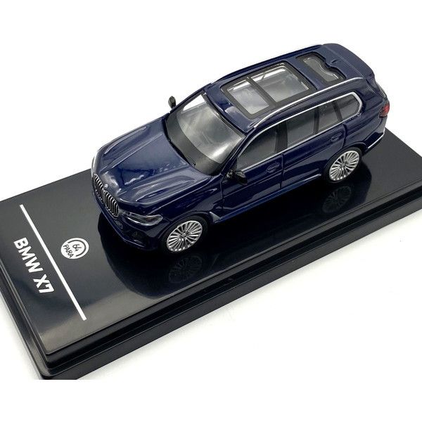 �p���S�� BMW X7 �^���U�i�C�g�u���[ LHD 1/64