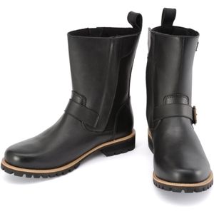 シューズ・ブーツ