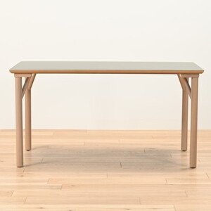 ダイニングテーブル