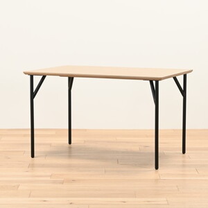 ダイニングテーブル