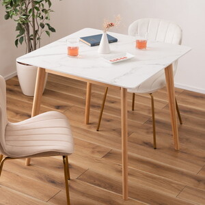 ダイニングテーブル