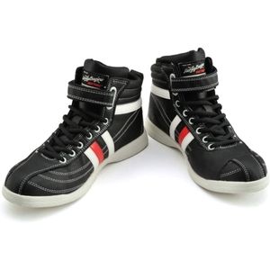 シューズ・ブーツ