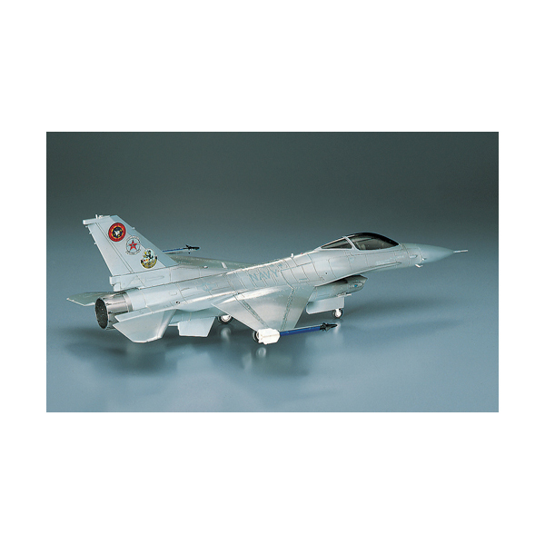 1/72 模型 F-16の人気商品・通販・価格比較 - 価格.com