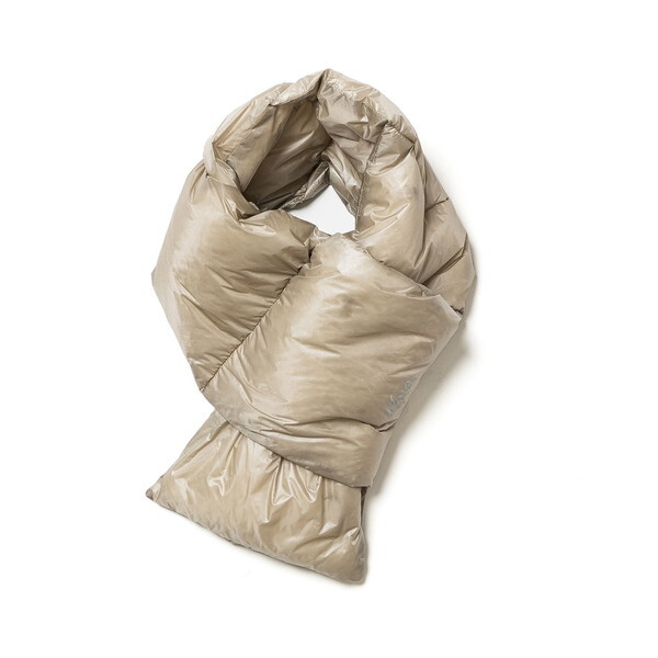 NANGA �i���K PORTABLE LIGHT DOWN MUFFLER(UNISEX) BEG FREE NA2243-3C301 N1PMEGN3 �|�[�^�u�����C�g�_�E���}�t���[(���j�Z�b�N�X)