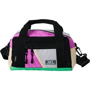 ボストンバッグ