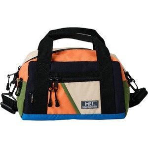 ボストンバッグ