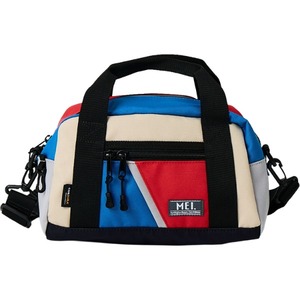 ボストンバッグ