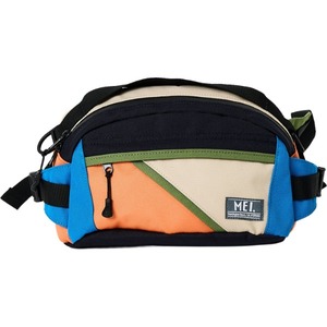 ボディバッグ・ウエストポーチ