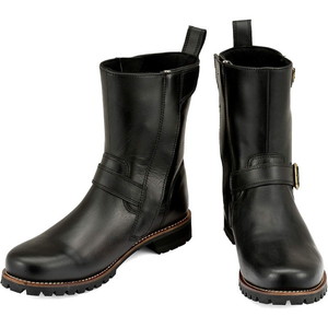 シューズ・ブーツ