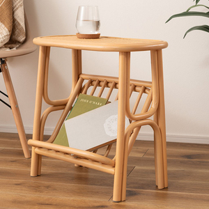 サイドテーブル