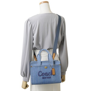 COACH コーチ ショルダーバッグ ブルー CR659 B4IN DENIM CARGO TOTE