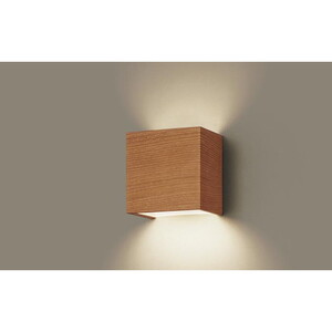 【新品・7営業日以内発送】パナソニック電工 Panasonic LGBC70068 フットライト5形X1電球色【沖縄離島販売不可】