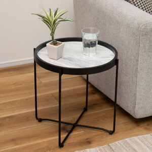 サイドテーブル