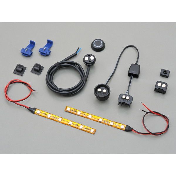 GIVI E135 トップケース ストップランプ V47（93943） Amazon.com: Givi – E135 – V47 Brake Light : Automotive