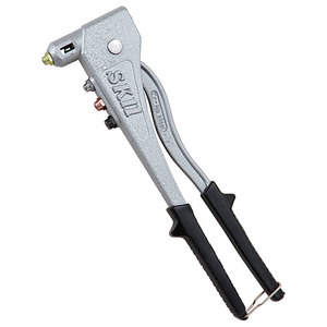 ファスニングツール