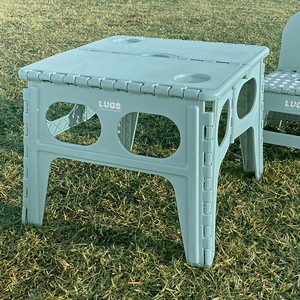 折りたたみテーブル