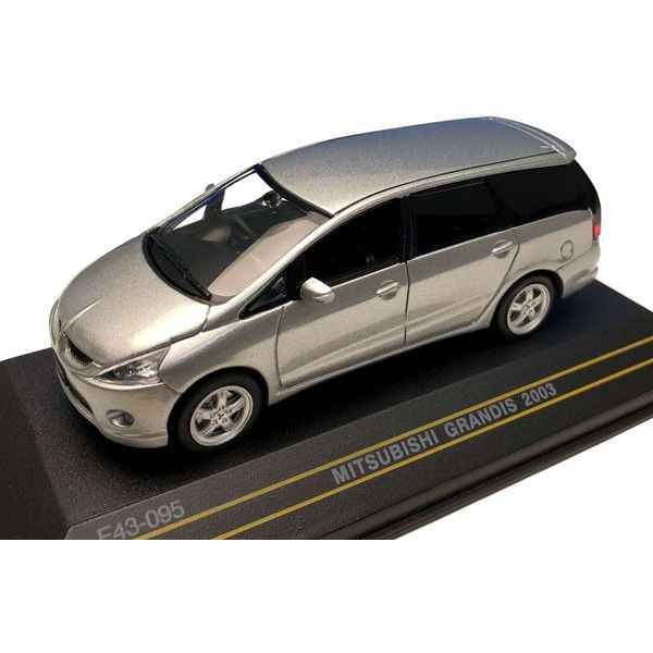 �t�@�[�X�g43 �O�H �O�����f�B�X 2003 �V���o�[ 1/43