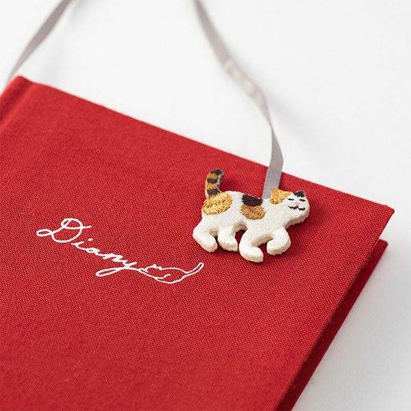 ミドリ 日記 刺繍しおり付 ネコ柄 12887006 デザインフィル