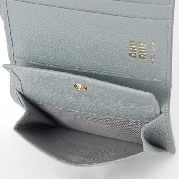 ミュウミュウ 財布 5MH040 ADT7 F0035 LINFA ペールグリーン MIU MIU ミュウミュウ 三つ折り財布 ペールグリーン 5MH040 ADT7