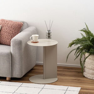 サイドテーブル