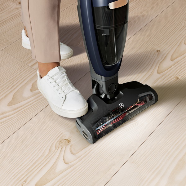 Electrolux WQ71-2OIB インディゴブルー Well Q7 [コードレス