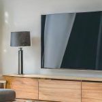 テレビの電気代は高い？種類・サイズ・画質の違いと節約のポイント